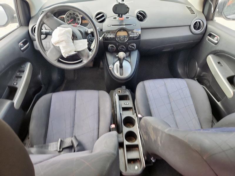 JM1DE1KY7C0139669 - 2012 MAZDA MAZDA2 SILVER photo 8
