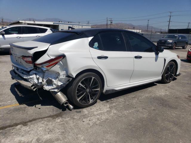 4T1B61HK7KU221251 - 2019 TOYOTA CAMRY XSE WHITE photo 3