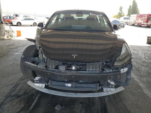 5YJ3E1EAXJF078343 - 2018 TESLA MODEL 3 Чорний фото 5