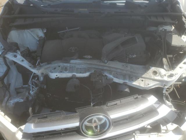 5TDJZRFH8JS801530 - 2018 TOYOTA HIGHLANDER SE Beyaz fotoğraf 12