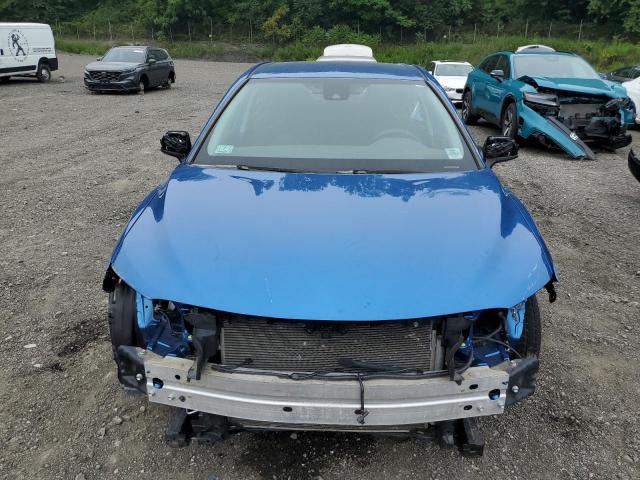 4T1B11HKXKU174392 - 2019 TOYOTA CAMRY L BLUE photo 5