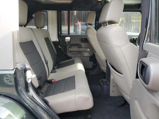 1J4HA5H19AL140181 - 2010 JEEP WRANGLER U SAHARA GREEN photo 11