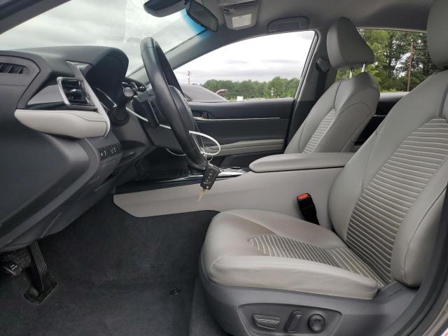 4T1B11HKXKU228354 - 2019 TOYOTA CAMRY L GRAY photo 7