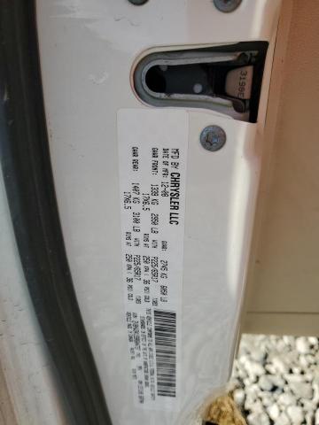 2V8HW34159R604737 - 2009 VOLKSWAGEN ROUTAN SE WHITE photo 14