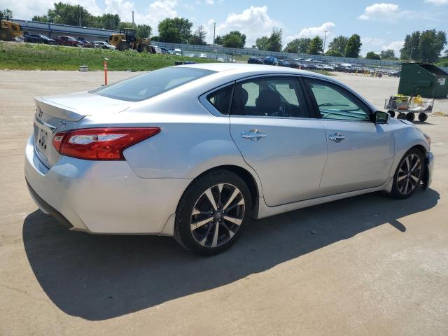 1N4AL3AP1GC183044 - 2016 NISSAN ALTIMA 2.5 SILVER photo 3