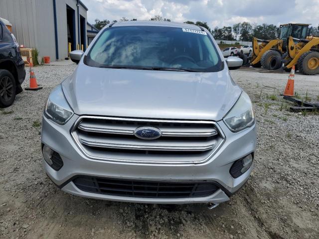 1FMCU9G99HUD67134 - 2017 FORD ESCAPE SE SILVER photo 5