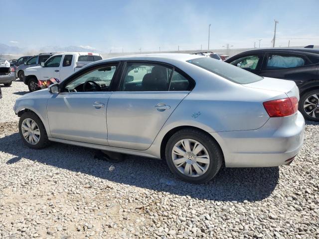 3VWDP7AJ0DM412531 - 2013 VOLKSWAGEN JETTA SE SILVER photo 2