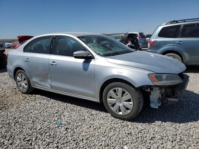 3VWDP7AJ0DM412531 - 2013 VOLKSWAGEN JETTA SE SILVER photo 4