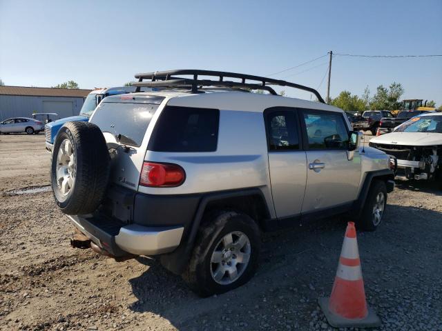 JTEBU11F48K018793 - 2008 TOYOTA FJ CRUISER SILVER photo 3