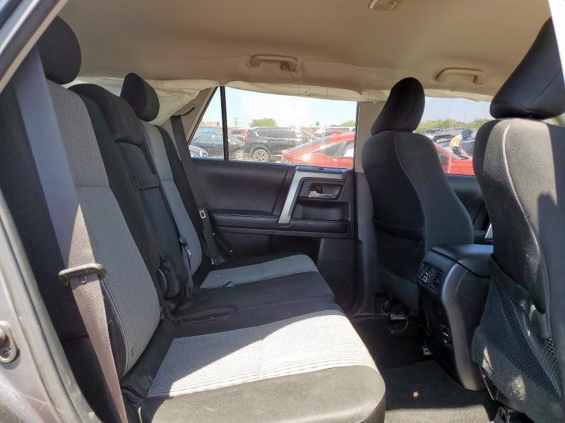 JTEZU5JR6G5120853 - 2016 TOYOTA 4RUNNER SR5 灰色 照片 11