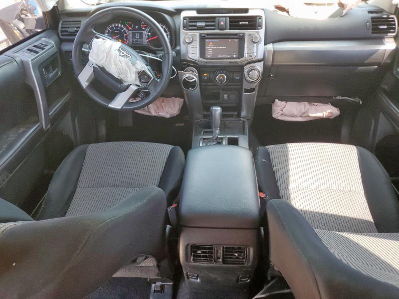 JTEZU5JR6G5120853 - 2016 TOYOTA 4RUNNER SR5 灰色 照片 8