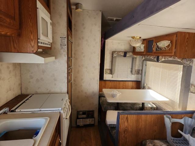 4X4FCKE264P089393 - 2004 FOREST RIVER CHEROKEE LITE 285B WHITE photo 6