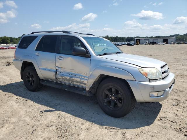 JTEZU14R440029075 - 2004 TOYOTA 4RUNNER SR5 银色 照片 4
