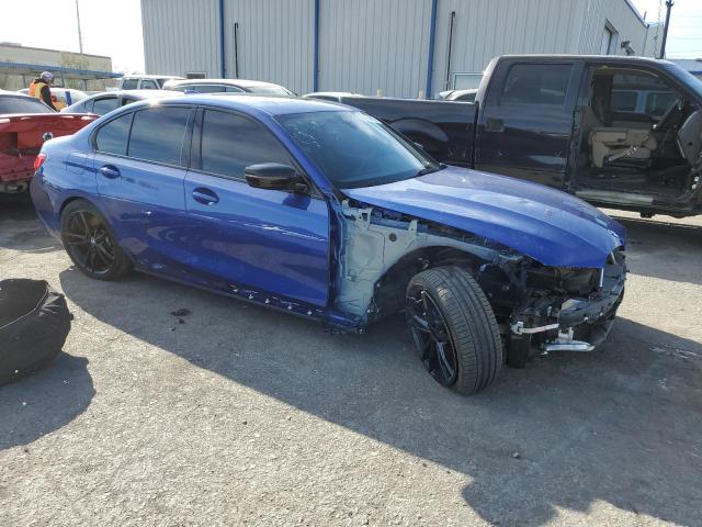 3MW5R1J00M8B87281 - 2021 BMW 330I BLUE photo 4