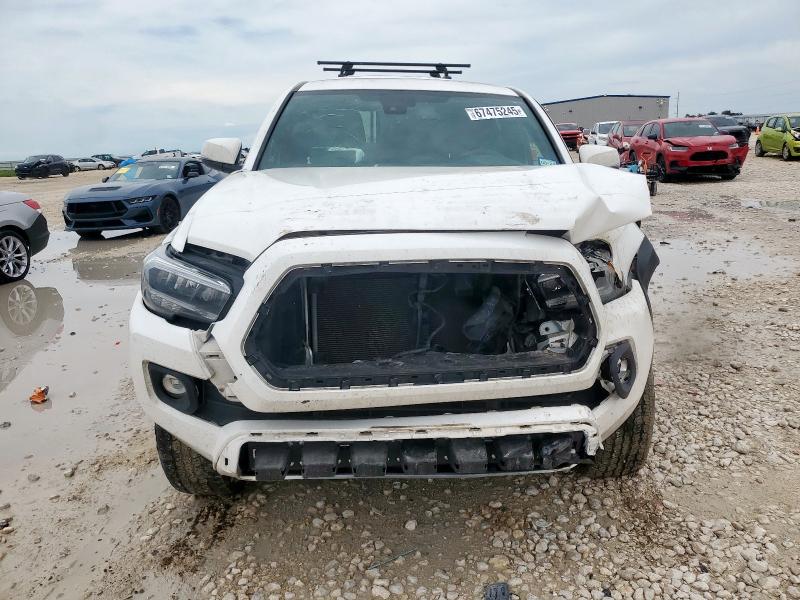3TYCZ5AN9NT094981 - 2022 TOYOTA TACOMA DOUBLE CAB 白色 照片 5