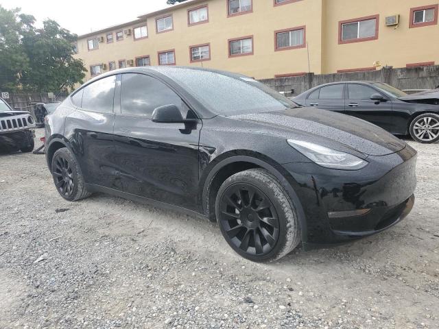 7SAYGDEEXPA135587 - 2023 TESLA MODEL Y 黑色 照片 4