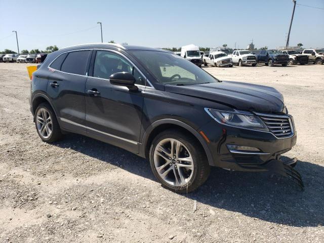 5LMCJ3D99JUL14995 - 2018 LINCOLN MKC RESERVE BLACK photo 4