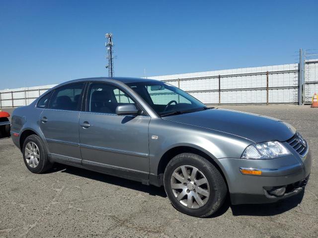 WVWPD63B33P097497 - 2003 VOLKSWAGEN PASSAT GLS SILVER photo 4