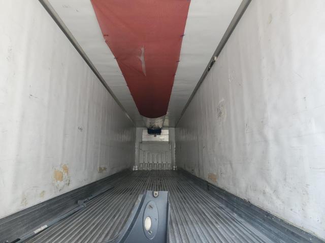 1UYVS2532EM752802 - 2014 UTILITY VS2RA WHITE photo 6