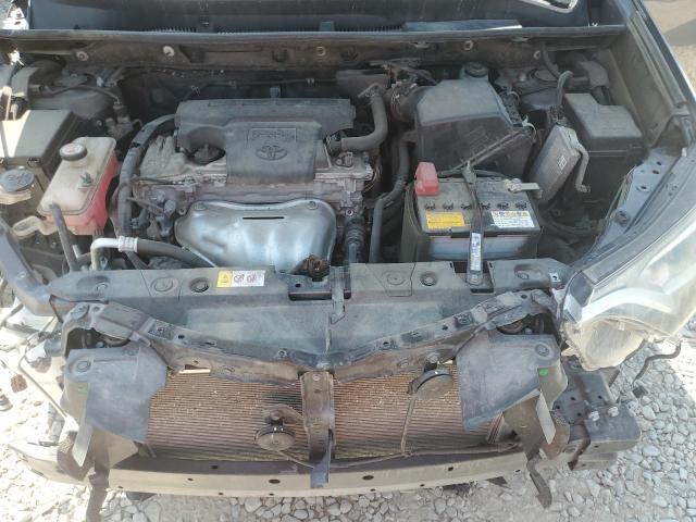 JTMBFREV6JJ727302 - 2018 TOYOTA RAV4 LE Gris photo 12