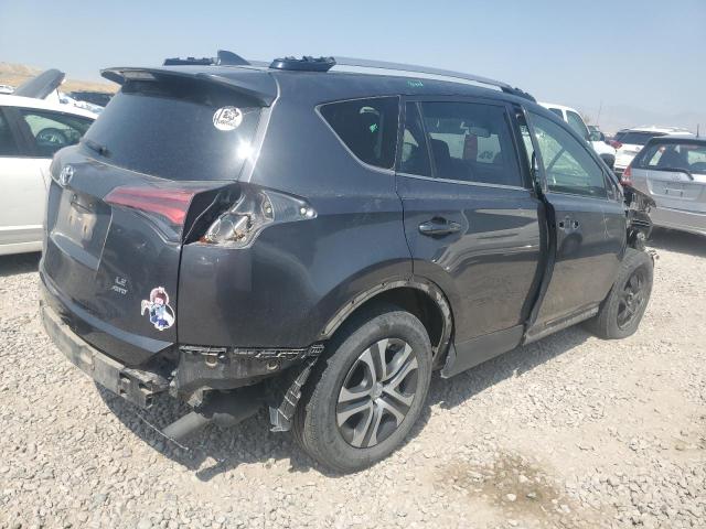 JTMBFREV6JJ727302 - 2018 TOYOTA RAV4 LE Gris photo 3