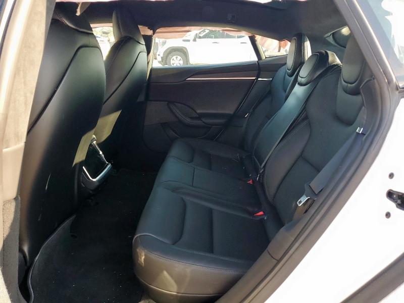 5YJSA1E59NF473596 - 2022 TESLA MODEL S WHITE photo 11