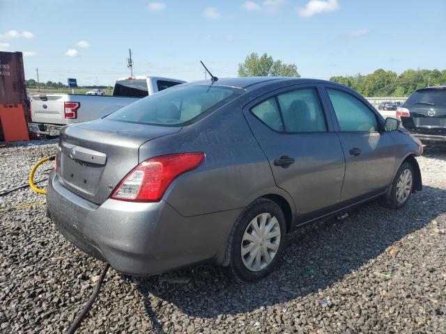3N1CN7AP1JL830366 - 2018 NISSAN VERSA S GRAY photo 3