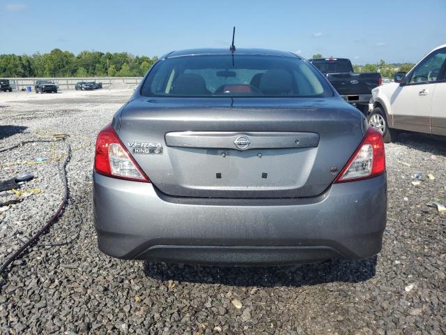 3N1CN7AP1JL830366 - 2018 NISSAN VERSA S GRAY photo 6