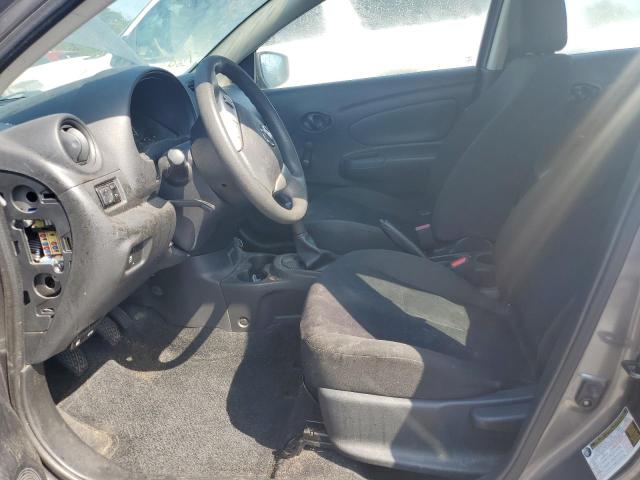 3N1CN7AP1JL830366 - 2018 NISSAN VERSA S GRAY photo 7