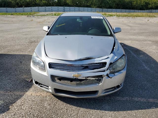 1G1ZE5EB9AF222737 - 2010 CHEVROLET MALIBU LTZ 银色 照片 5