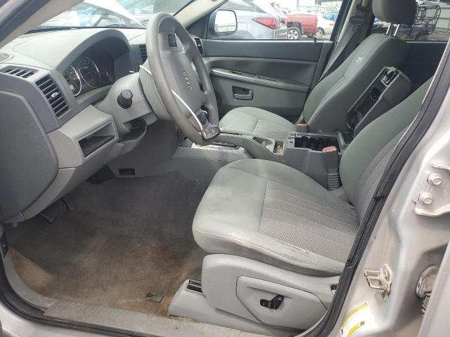 1J8GR48K56C259911 - 2006 JEEP GRAND CHER LAREDO SILVER photo 7