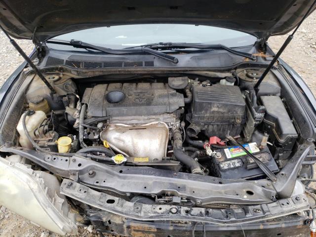 4T1BF3EK3BU130042 - 2011 TOYOTA CAMRY BASE Մոխրագույն լուսանկար 11