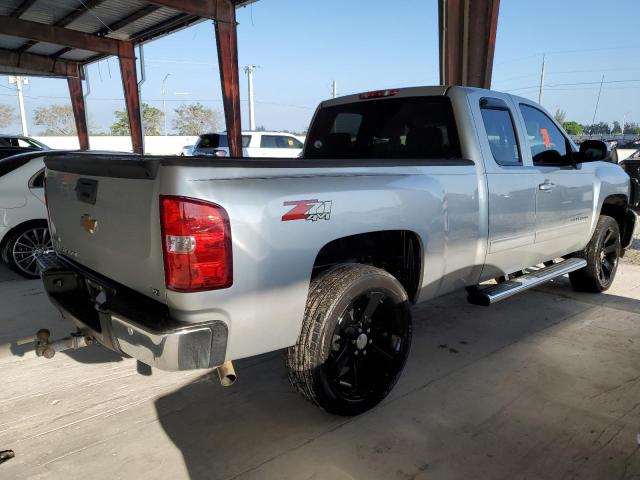 1GCRKTE72CZ112775 - 2012 CHEVROLET SILVERADO K1500 LTZ SILVER photo 3