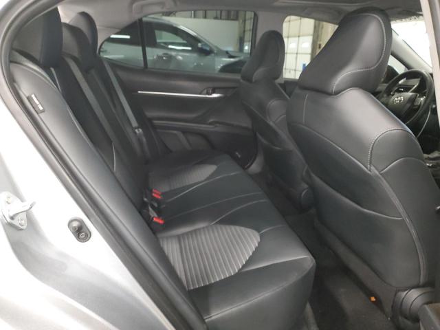 4T1T11AK7PU768332 - 2023 TOYOTA CAMRY SE NIGHT SHADE SILVER photo 10