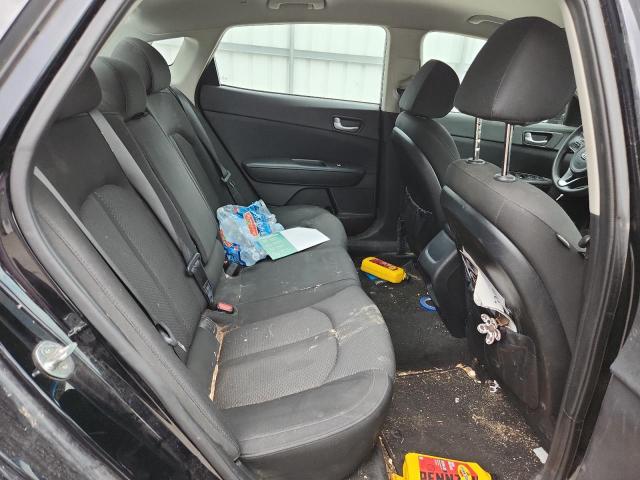 5XXGT4L39JG260870 - 2018 KIA OPTIMA LX BLACK photo 10