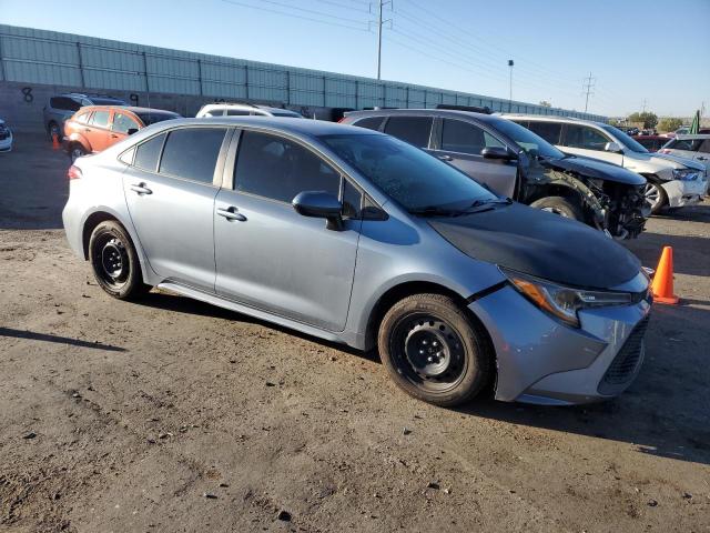 5YFEPMAE4MP160333 - 2021 TOYOTA COROLLA LE BLUE photo 4