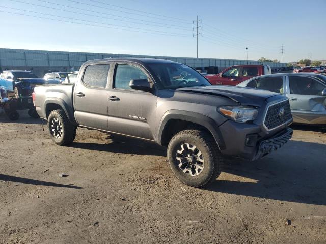 5TFCZ5AN0KX211686 - 2019 TOYOTA TACOMA DOUBLE CAB Сұр фото 4