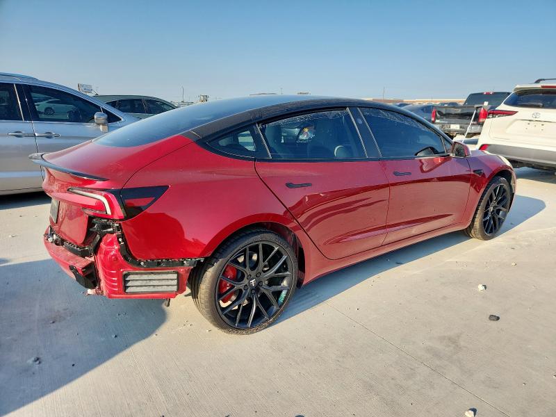 5YJ3E1EA5SF932074 - 2025 TESLA MODEL 3 RED photo 3