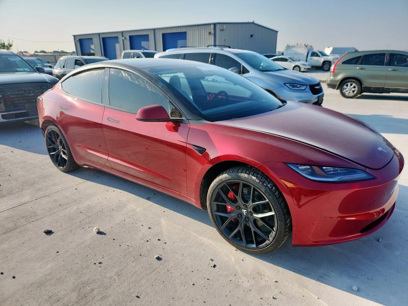 5YJ3E1EA5SF932074 - 2025 TESLA MODEL 3 RED photo 4