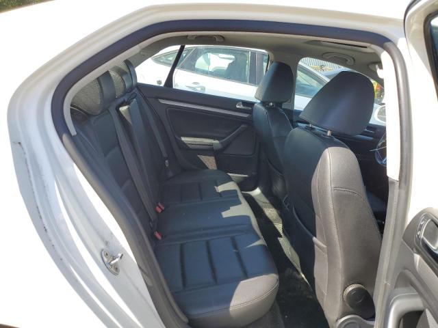 3VWRZ7AJ6AM112360 - 2010 VOLKSWAGEN JETTA SE WHITE photo 19