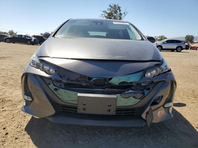 JTDKARFP6H3056467 - 2017 TOYOTA PRIUS PRIM GRAY photo 5