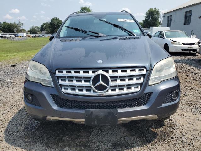 4JGBB8GB0AA576736 - 2010 MERCEDES-BENZ ML 350 4MATIC CHARCOAL photo 5