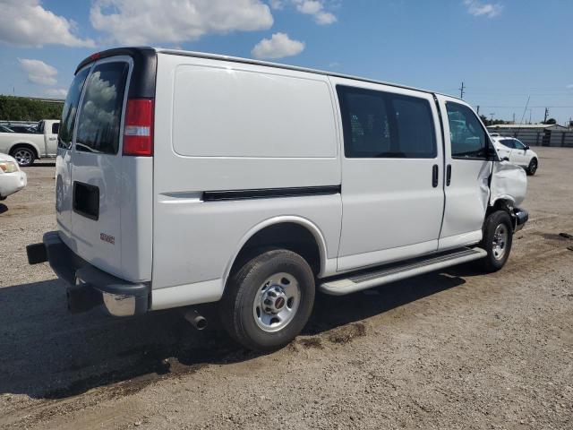 1GTW7AFG8J1903413 - 2018 GMC SAVANA G2500 WHITE photo 3