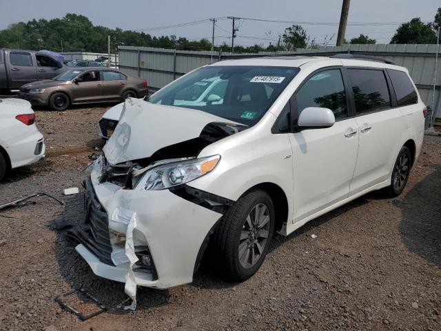 2018 TOYOTA SIENNA XLE, 