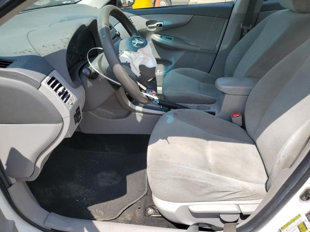 2T1BU4EE4AC398636 - 2010 TOYOTA COROLLA BASE WHITE photo 7