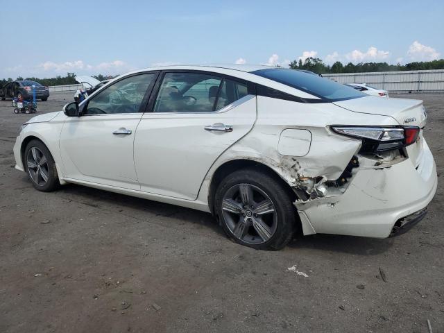 1N4BL4EW3KC146601 - 2019 NISSAN ALTIMA SL WHITE photo 2