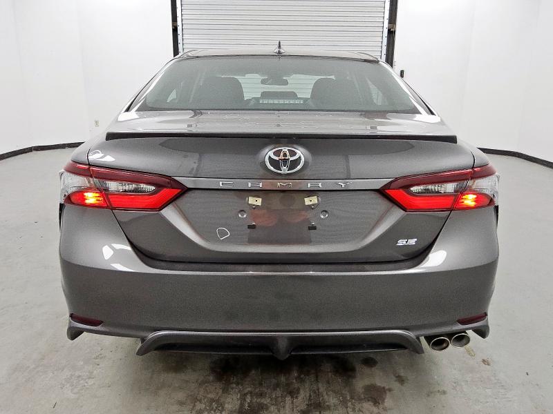 4T1G11AK6PU786189 - 2023 TOYOTA CAMRY SE NIGHT SHADE GRAY photo 6