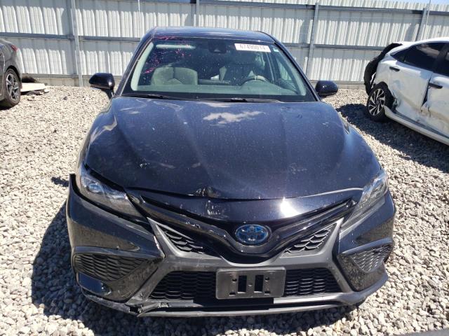 4T1S31AK7PU619926 - 2023 TOYOTA CAMRY SE NIGHT SHADE BLACK photo 5