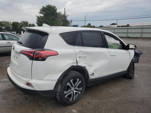 JTMBFREV3JJ249792 - 2018 TOYOTA RAV4 LE WHITE photo 3