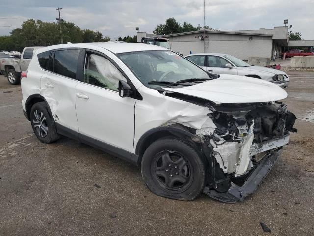 JTMBFREV3JJ249792 - 2018 TOYOTA RAV4 LE WHITE photo 4